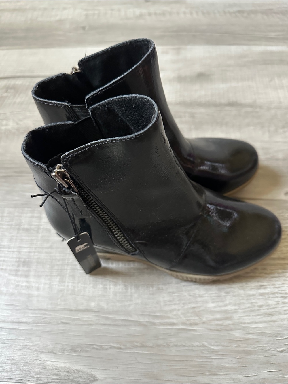 Girls Sorel sparkly Black Patent Ankle wedge Boots - Sleek Side-Zip Design